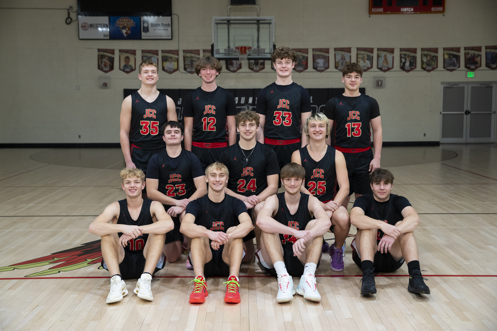 2025-26 JCC Varsity Boys Basketball Team Group Photo