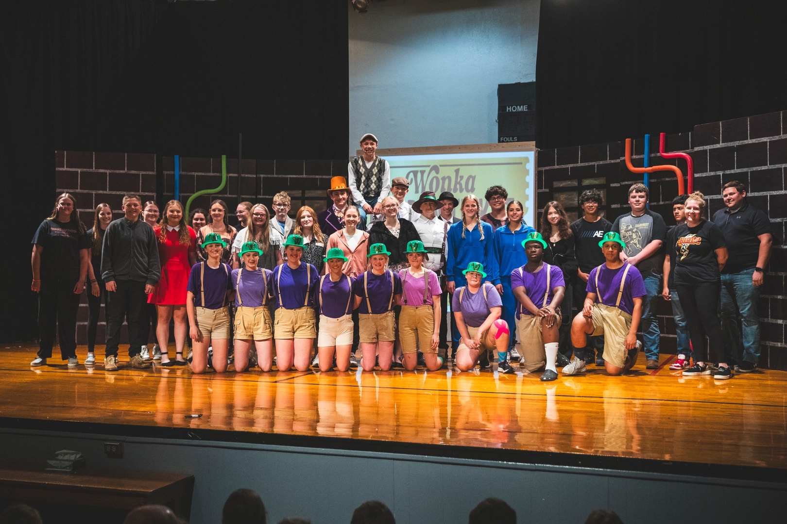 Cast and Crew Photo of the Willy Wonka and the Chocolate Factory Production